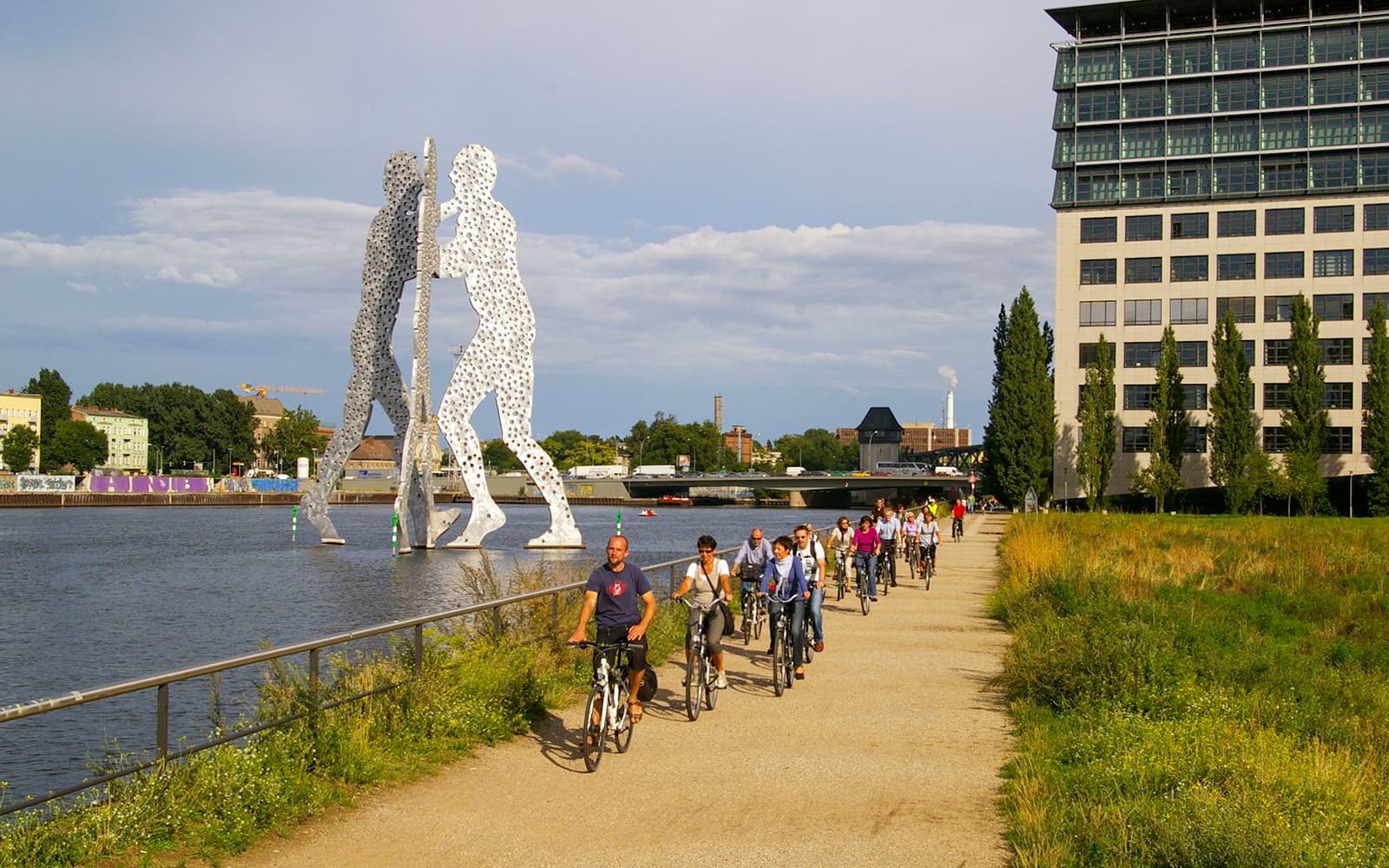 3-Hour Guided Bike Tour of Kreuzberg & Friedrichshain tickets in Berlin - Highlights | TickYourList