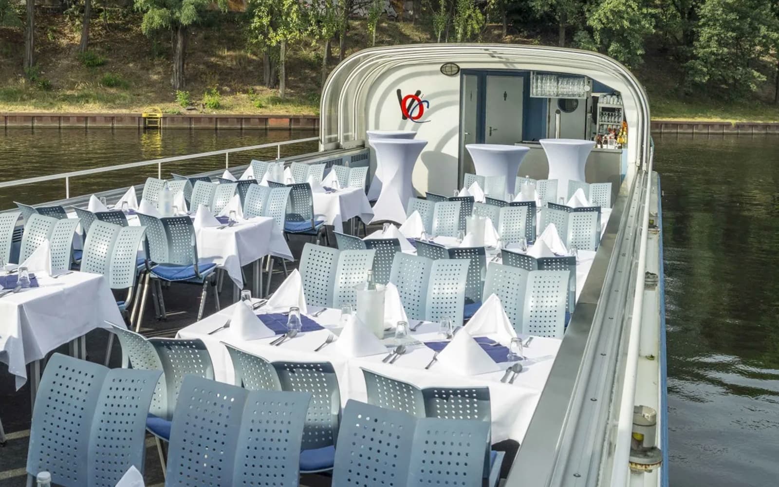 Berlin Dinner Cruise with Drinks tickets in Berlin - Activities | TickYourList