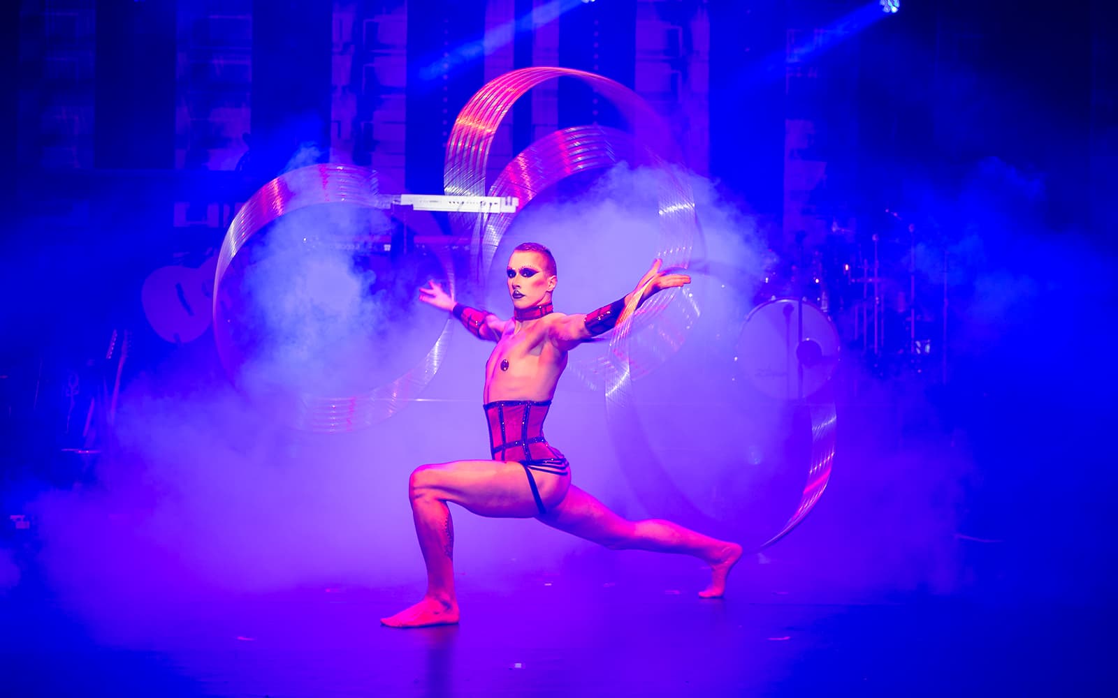 90s Forever Hits & Acrobatics Show at Wintergarten tickets in Berlin - Highlights | TickYourList