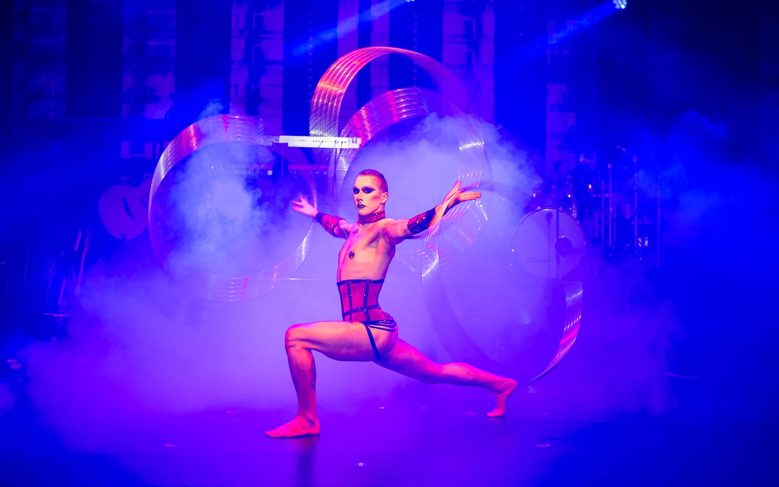 90s Forever Hits & Acrobatics Show at Wintergarten tickets in Berlin - Highlights | TickYourList