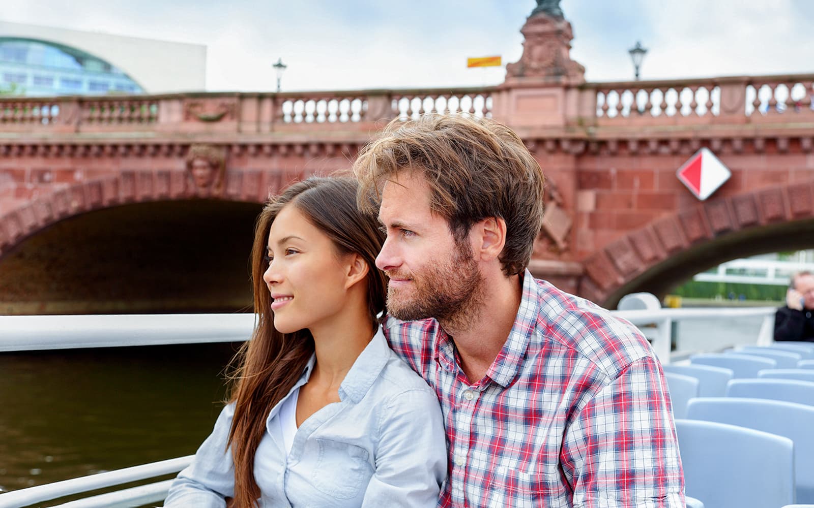 Combo (Save 8%): 24/48-Hour Hop-On Hop-Off Tour of Berlin + Guided City Cruise tickets in Berlin - Features | TickYourList