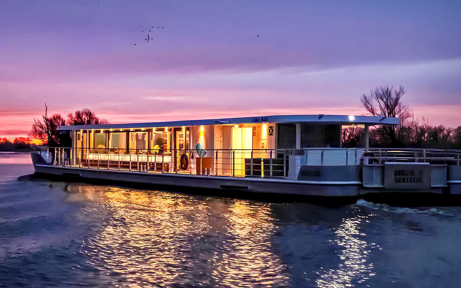 Berlin Evening Lights & Sunset Cruise tickets in Berlin - Activities | TickYourList