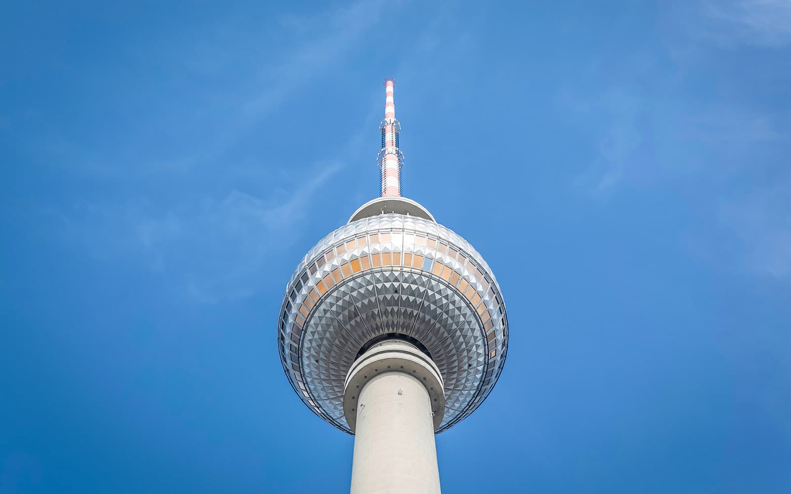 Combo: 1-Hour City Cruise + Berlin TV Tower Fast-View Tickets in Berlin - Features | TickYourList
