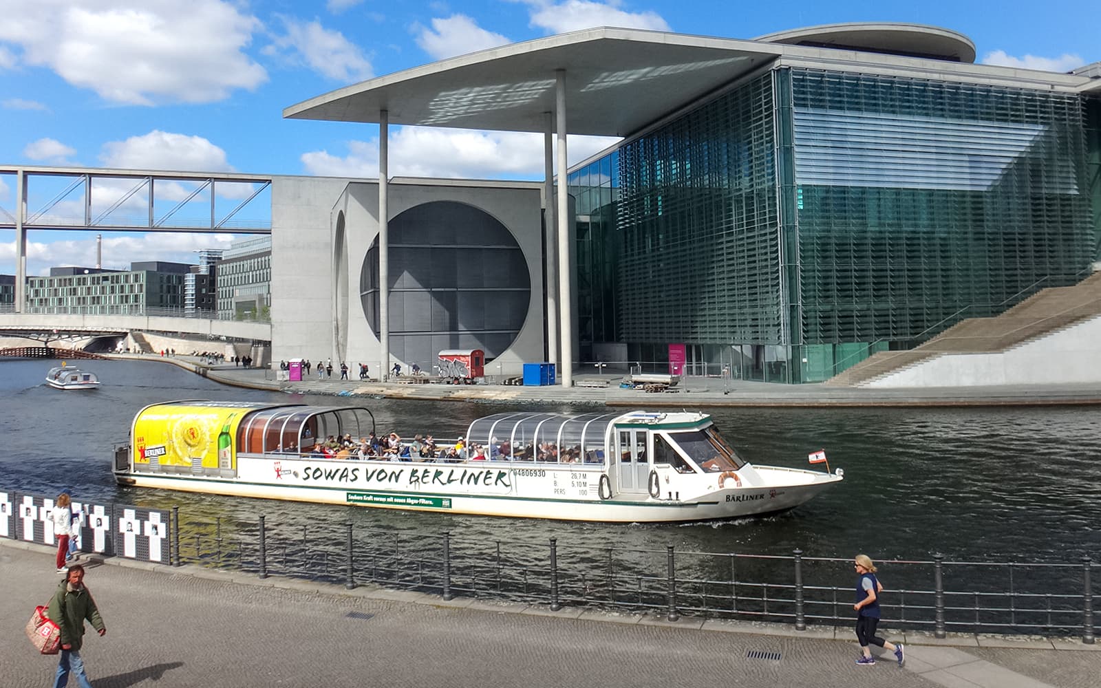 1- Hour Berlin Sightseeing Cruise from Hackascher Markt tickets in Berlin - Highlights | TickYourList
