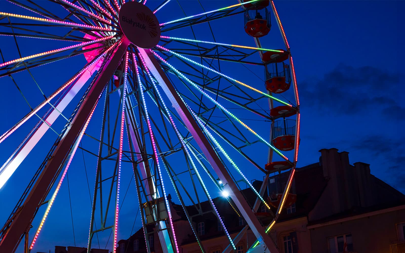 Combo (Save 16%): Brussels Evening Bus Tour + The View Tickets in Brussels - Features | TickYourList