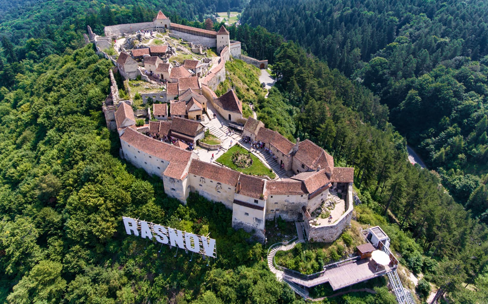 Skip The Line: Guided Tour of Bran Castle, Peles Castle & Rasnov Fortress