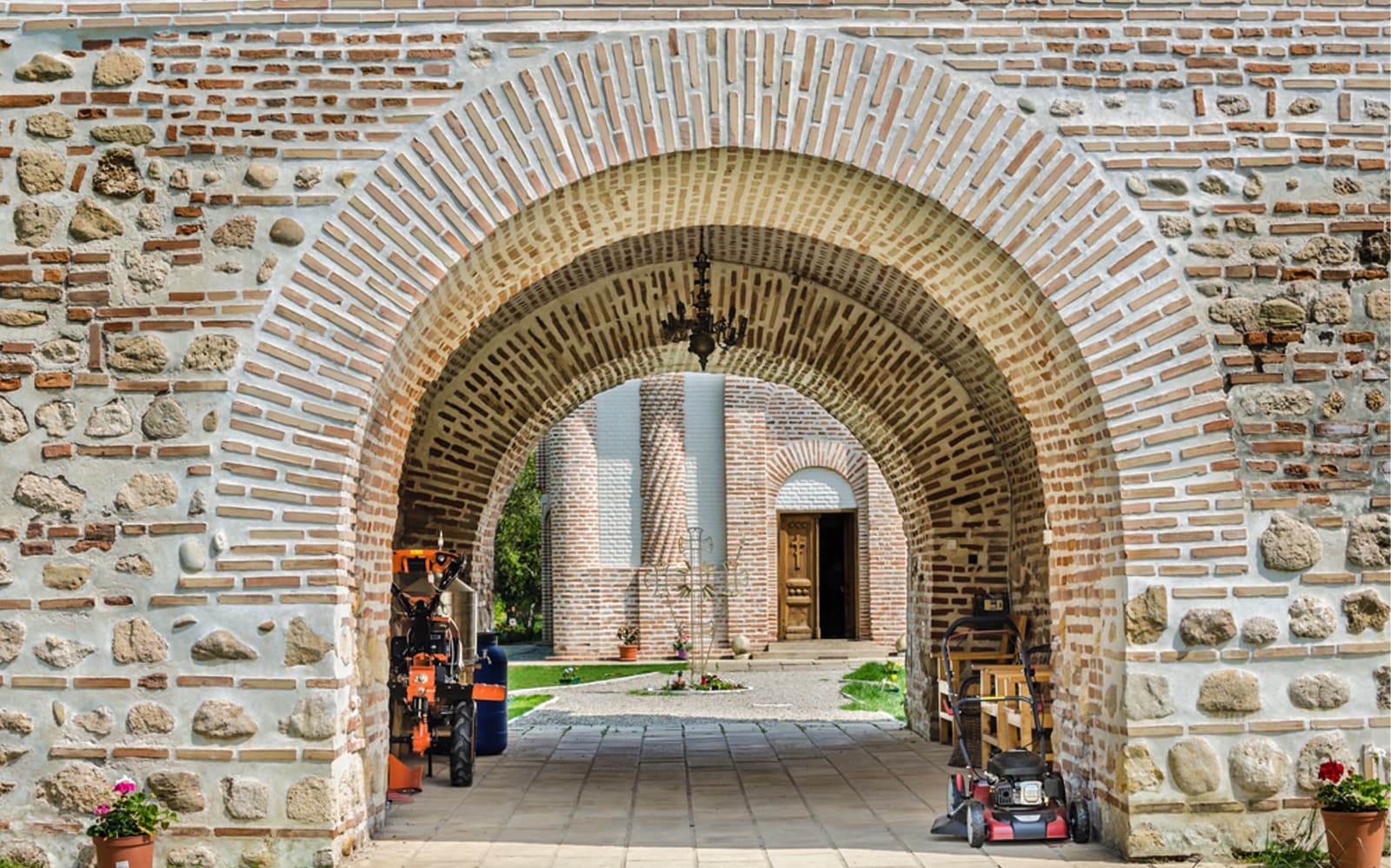 Half-Day Trip To Snagov Monastery & Mogosoaia Palace – Small Group/Private Tour tickets in Bucharest - Discover | TickYourList