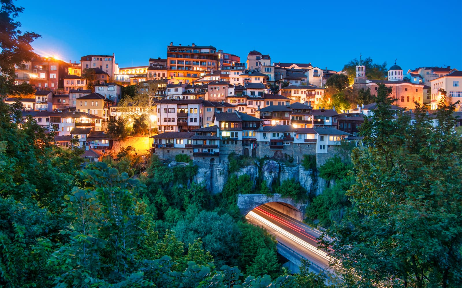Private Day Trip to Bulgaria from Bucharest With a Visit to Veliko Tarnovo