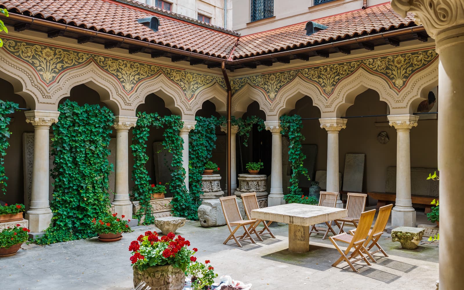 Walking Tour of Bucharest with Traditional Lunch tickets in Bucharest - Features | TickYourList