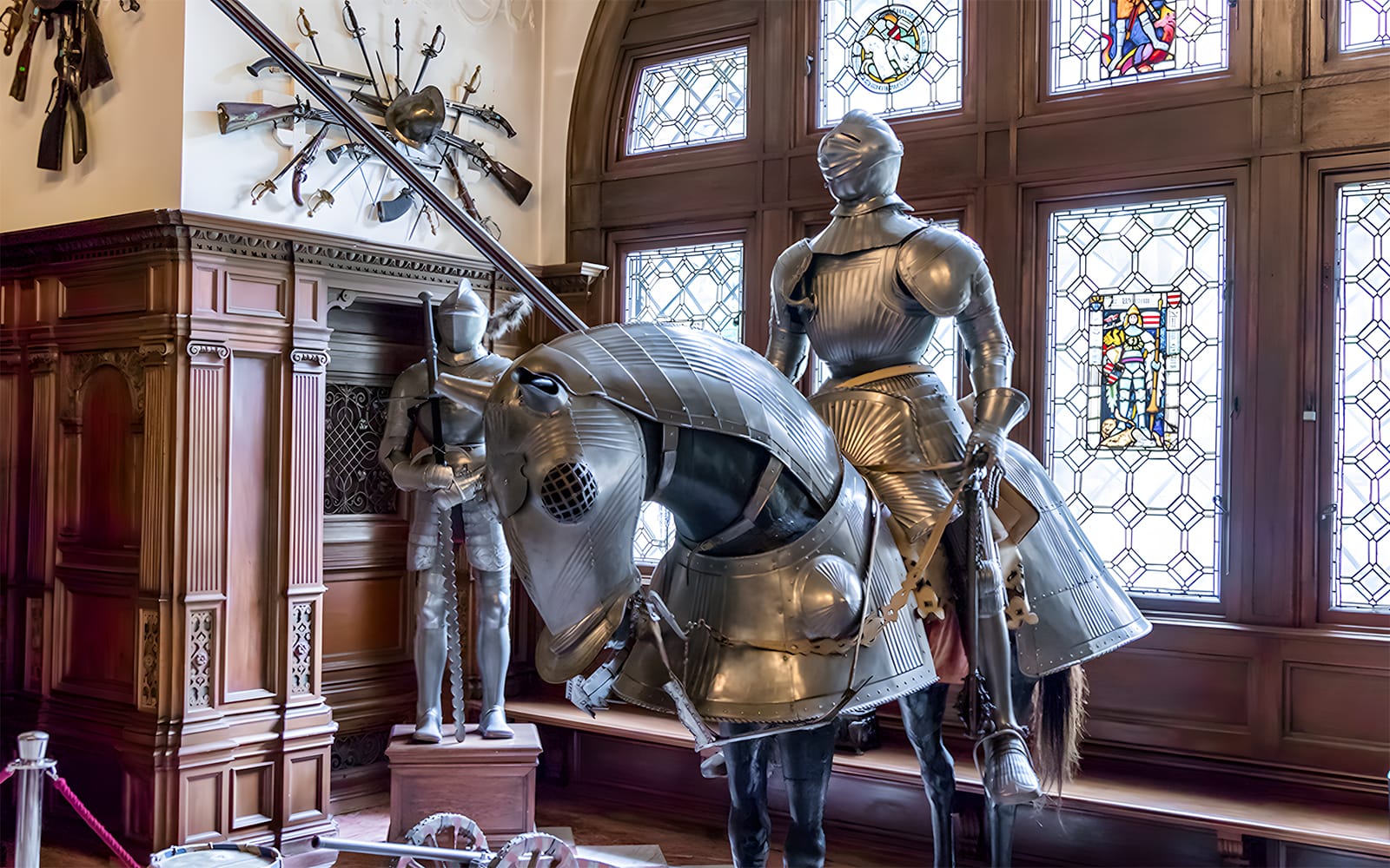 Combo (Save 5%): 1-Hour Palace of Parliament Skip-the-Line Guided Tour + From Bucharest: Bran Castle, Peles Castle & Brasov Full-Day Guided Tour tickets in Bucharest - Features | TickYourList
