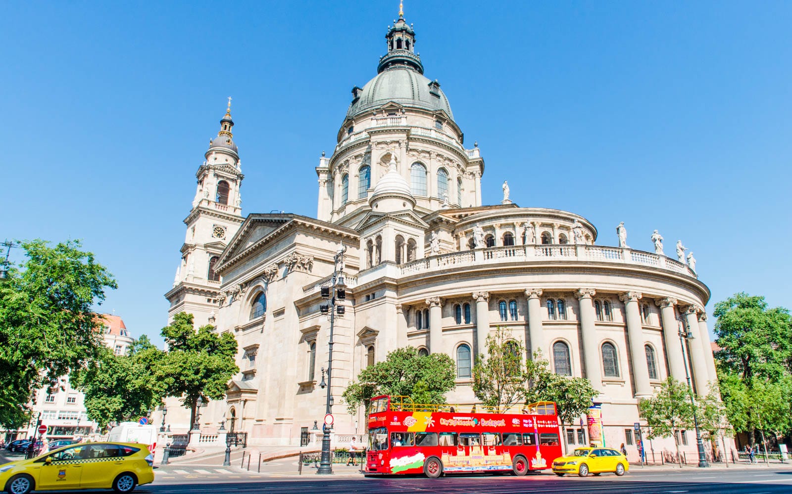 City Sightseeing: Budapest Hop-on Hop-off Bus Tour with Danube River Cruise tickets in Budapest - Attractions | TickYourList