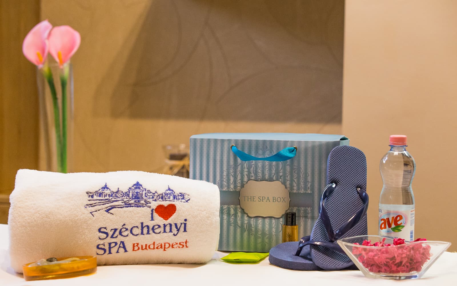 Skip the Line Ticket to Széchenyi Spa with Private Cabin & Massage in Budapest - Activities | TickYourList