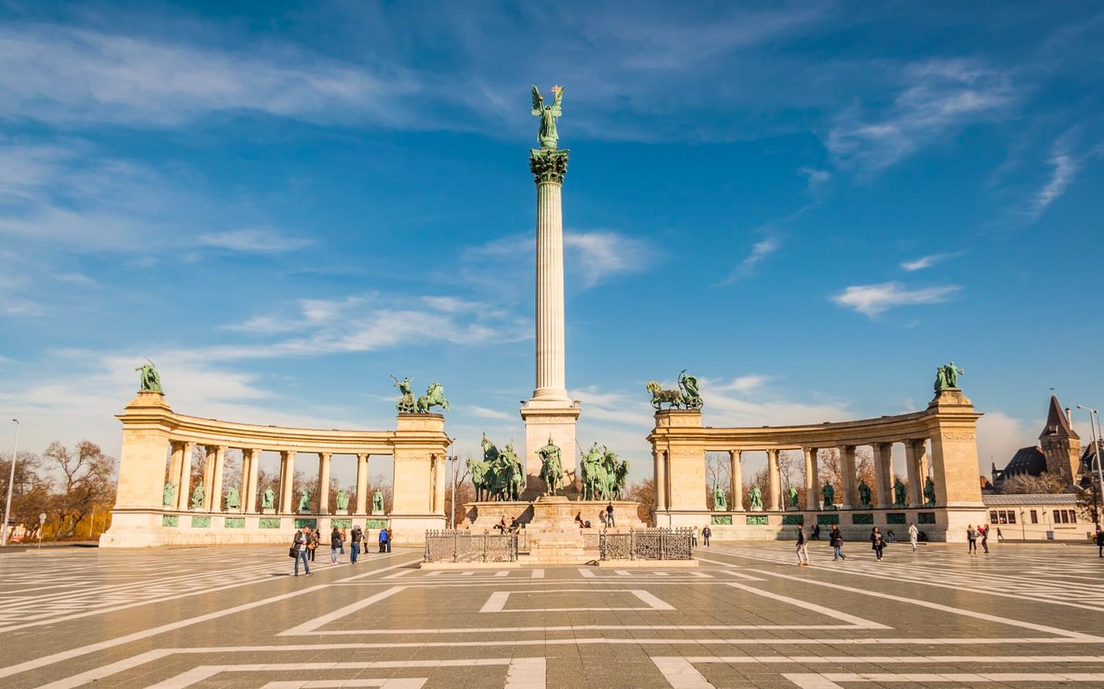 Budapest Self-Guided Tour tickets in Budapest - Attractions | TickYourList