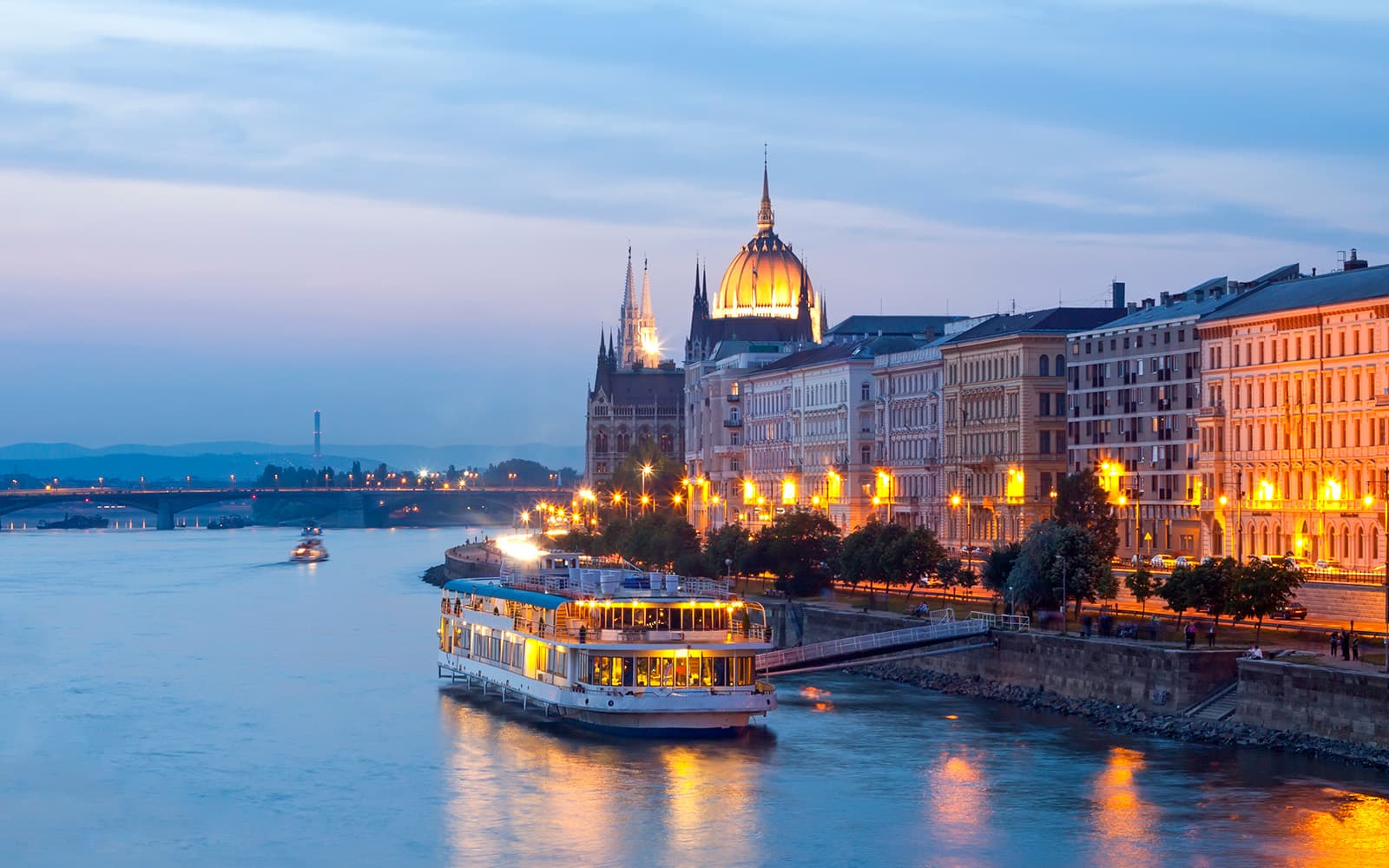 Combo (Save 5%): Hungarian Parliament Guided Tour + Danube River Sightseeing Cruise Tickets in Budapest - Highlights | TickYourList