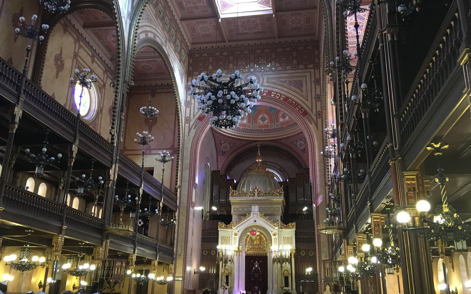 Jewish Heritage Tour with Admission to Dohany Street Synagogue tickets in Budapest - Activities | TickYourList