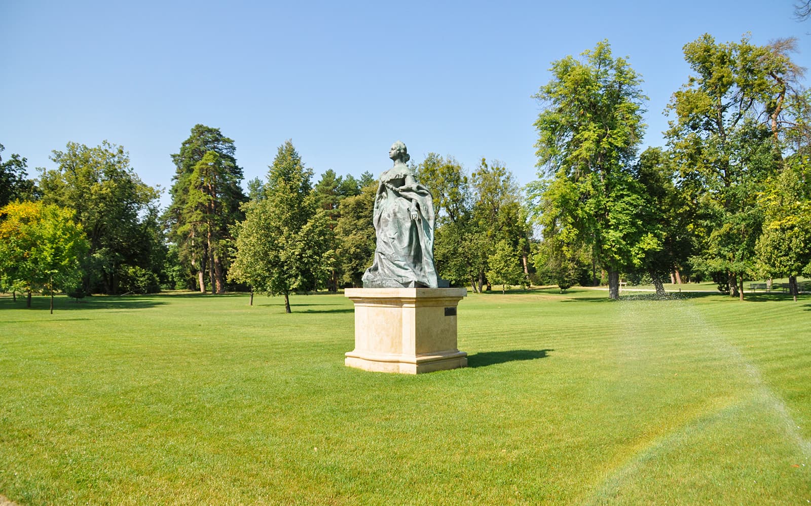 Budapest: Gödöllő Royal Sisi Guided Half-Day Tour tickets in Budapest - Highlights | TickYourList