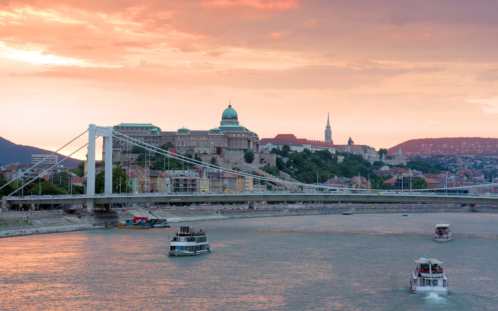 Budapest Danube River City Highlights Cruise with Audio Guide tickets in Budapest - Features | TickYourList