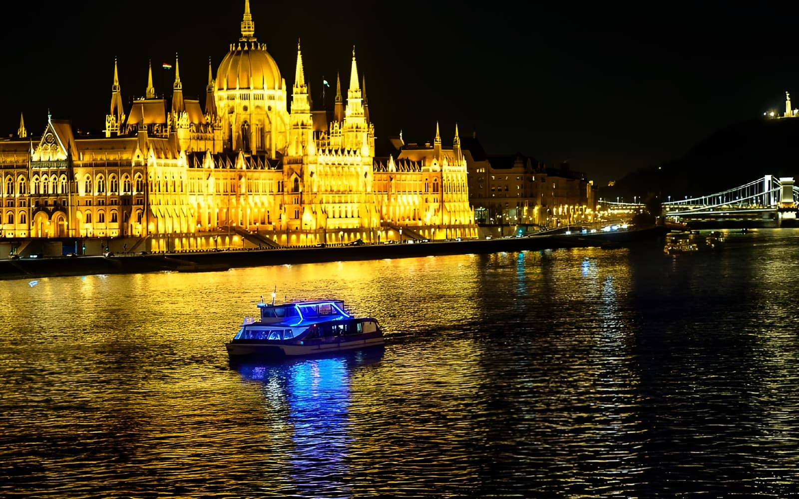 Budapest Danube River Cocktail Cruise with Live Music
