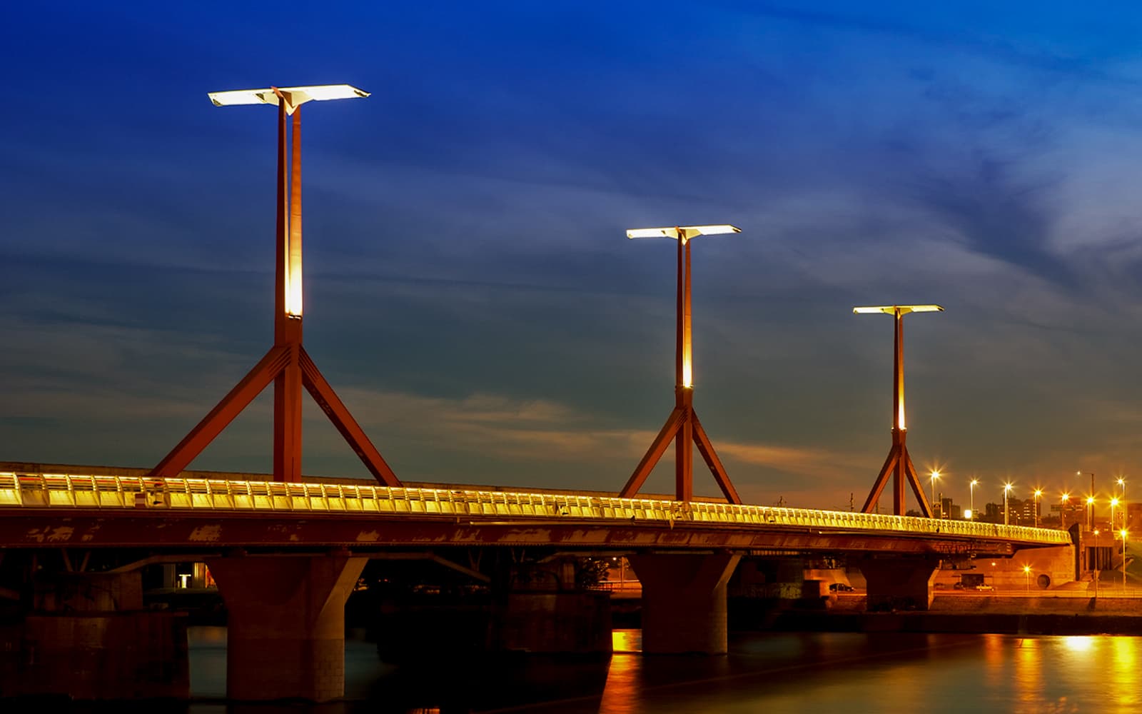 Budapest Danube River Dinner & Lights Cruise tickets in Budapest - Highlights | TickYourList
