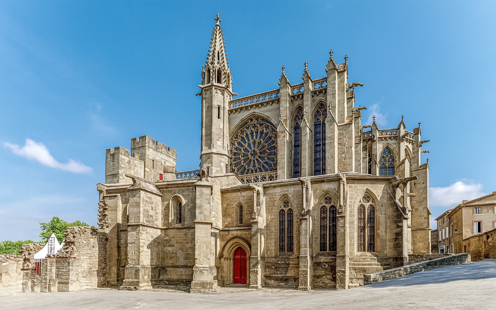 Combo (Save 5%): Carcassonne Castle Tickets with Audio Guide + Transport from Toulouse in Carcassonne - Features | TickYourList