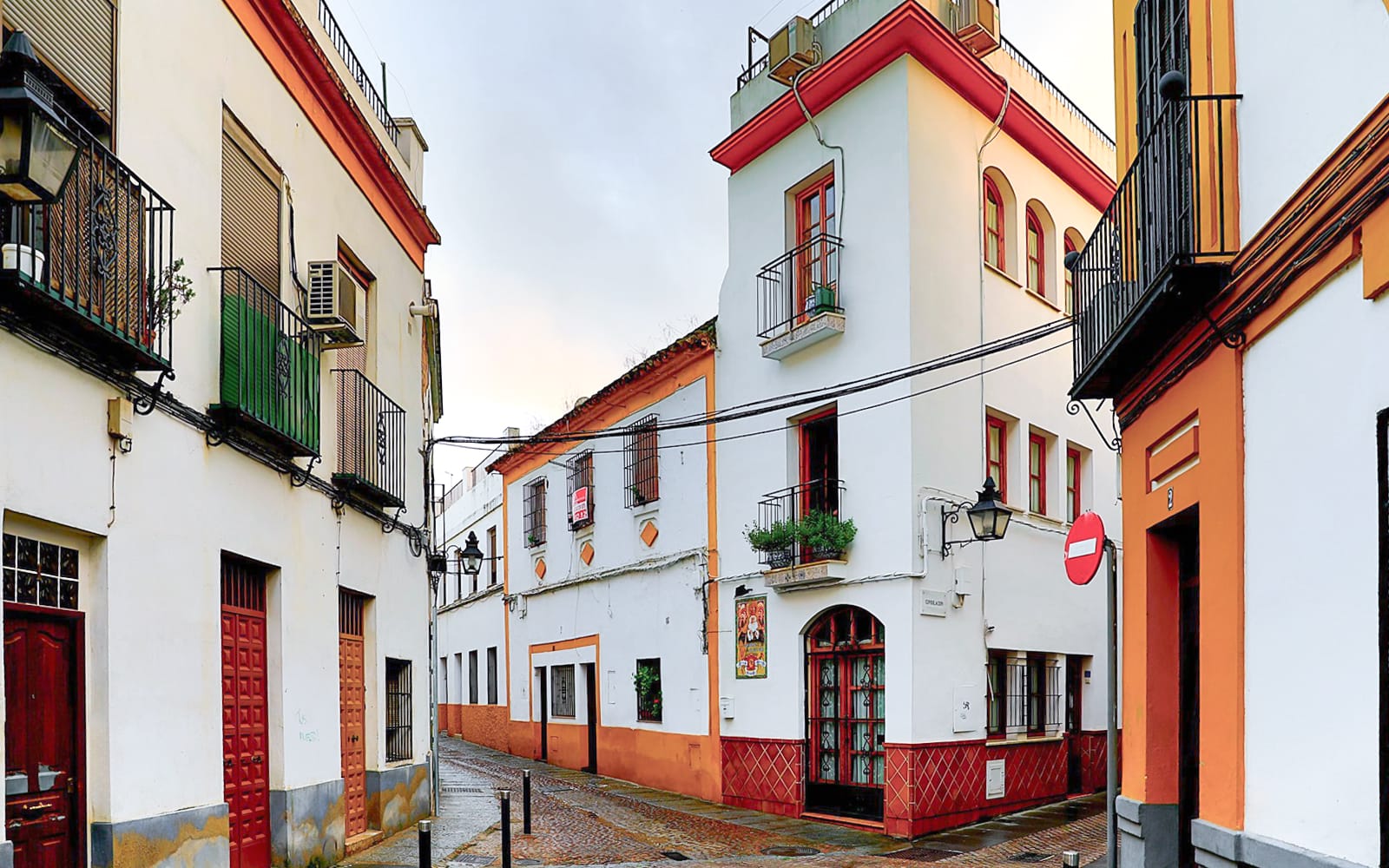 2.5-Hour Guided Walking Tour of Córdoba with Visit to Alcázar tickets in Cordoba - Activities | TickYourList