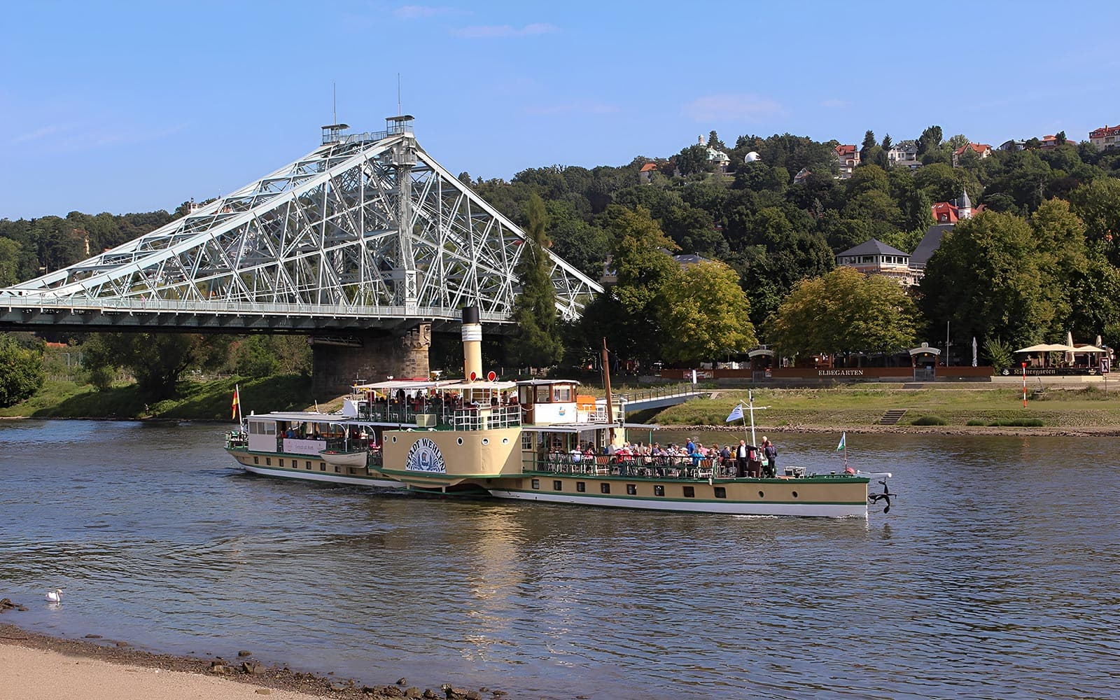 Guided Bus Tour of Dresden with Boat Ride