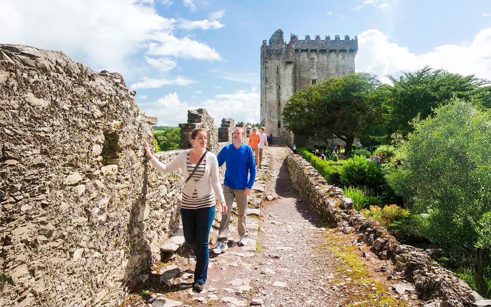 From Dublin: Blarney, Rock of Cashel & Cahir Castles Full-Day Tour tickets in Dublin - Features | TickYourList