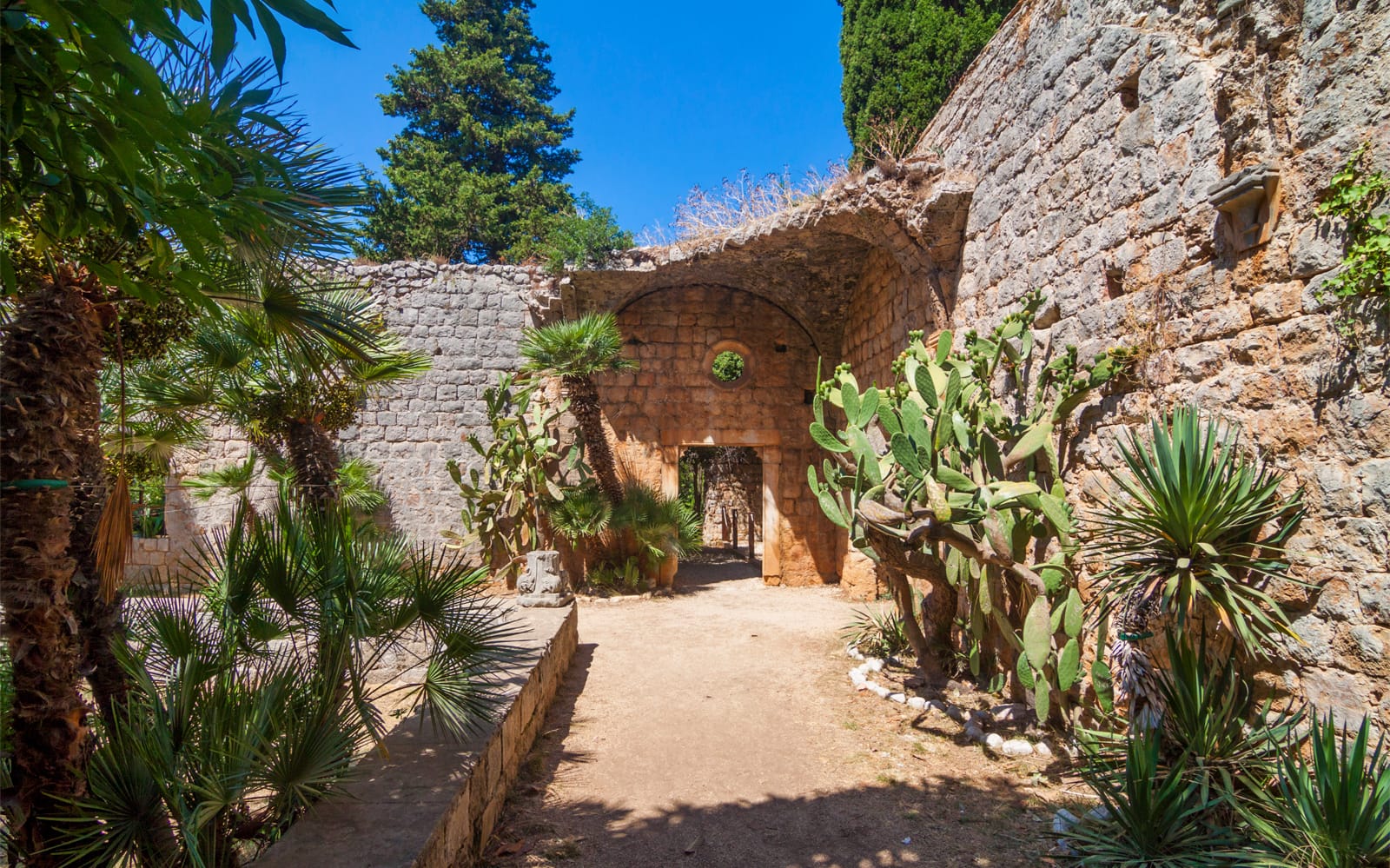 Dubrovnik: Game of Thrones Guided Boat Tour tickets in Dubrovnik - Activities | TickYourList