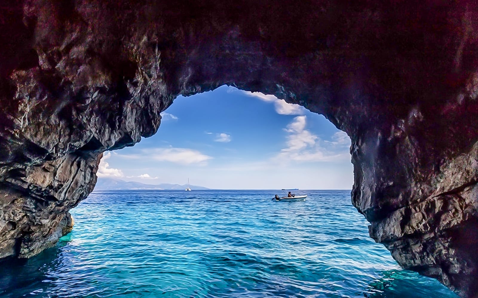Dubrovnik: Blue Cave, Green Caves & Sunj Beach Cruise with Drinks tickets in Dubrovnik - Attractions | TickYourList