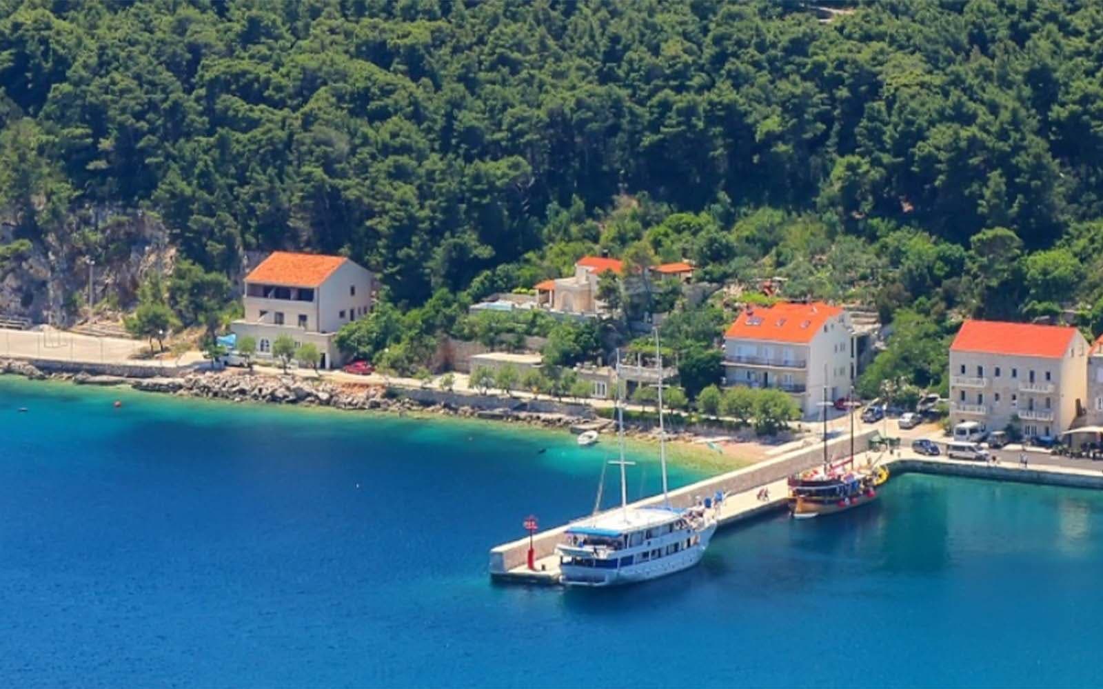 Ston and Korcula Island Day Tour with Wine Tasting tickets in Dubrovnik - Features | TickYourList