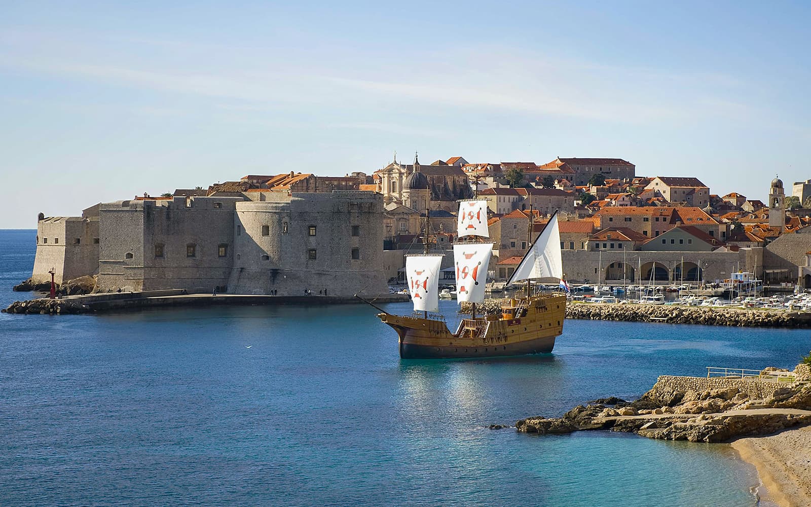 Dubrovnik: Game of Thrones Cruise with Cocktail & Old Town Walking Tour tickets in Dubrovnik - Attractions | TickYourList