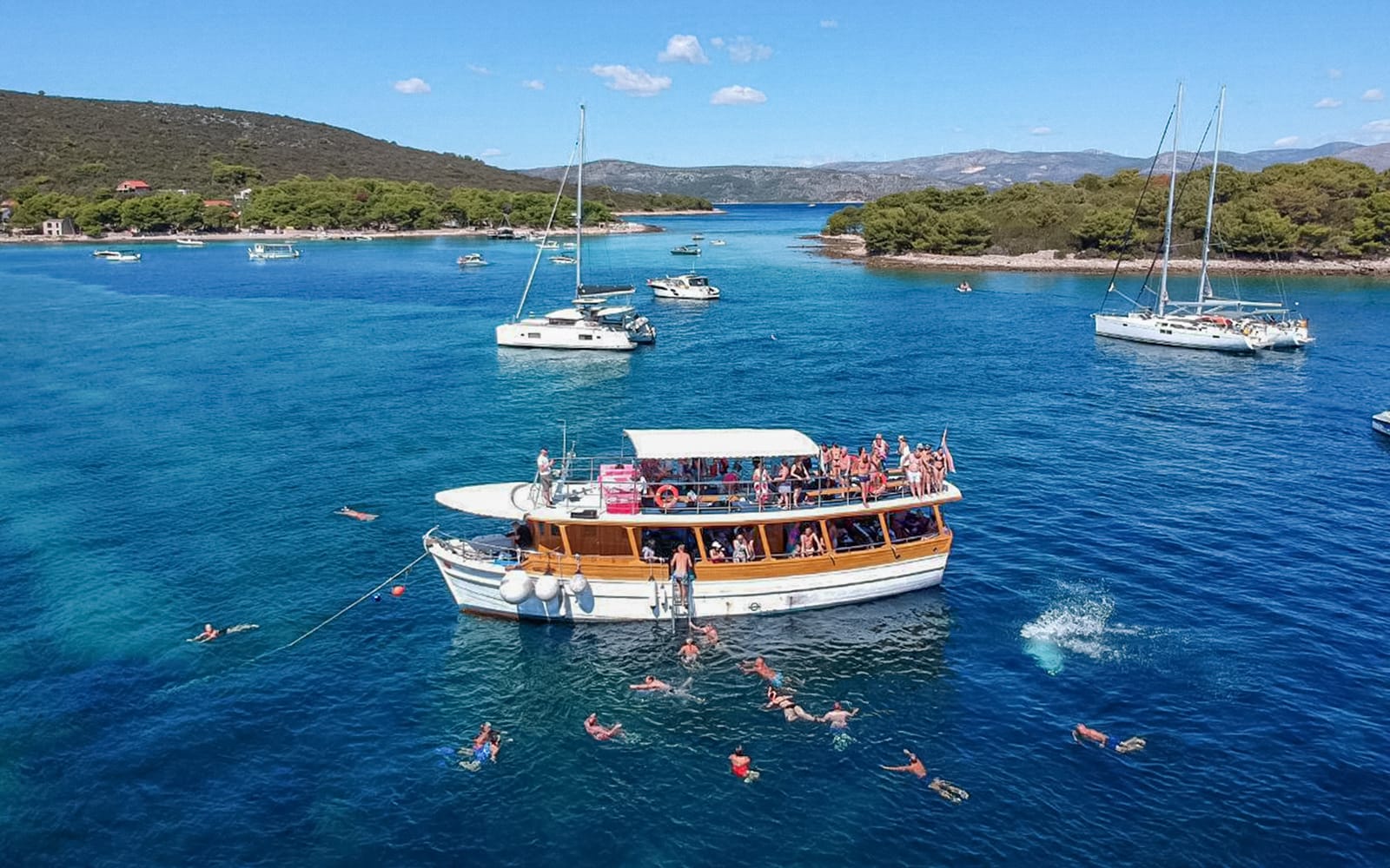 Dubrovnik: Elaphite Islands Cruise with Lunch & Drinks tickets in Dubrovnik - Attractions | TickYourList