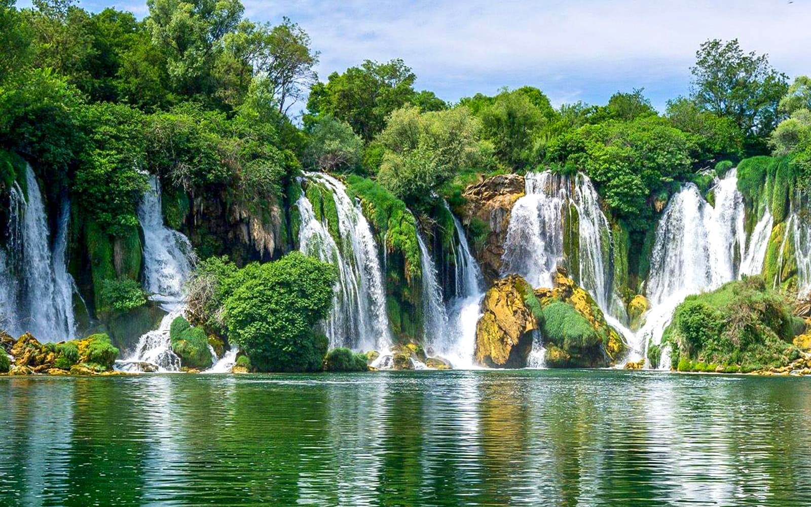 From Dubrovnik: Kravica Waterfalls, Mostar & Ston Personalized Day Trip tickets in Dubrovnik - Features | TickYourList