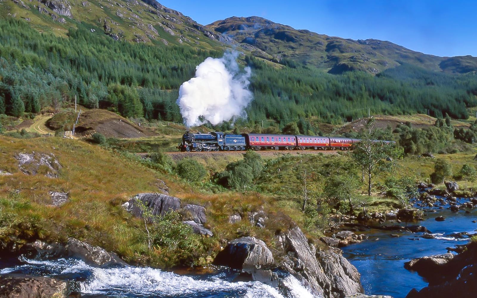 Scottish Highlands & Jacobite Steam Train Day Tour from Edinburgh tickets in Edinburgh - Attractions | TickYourList