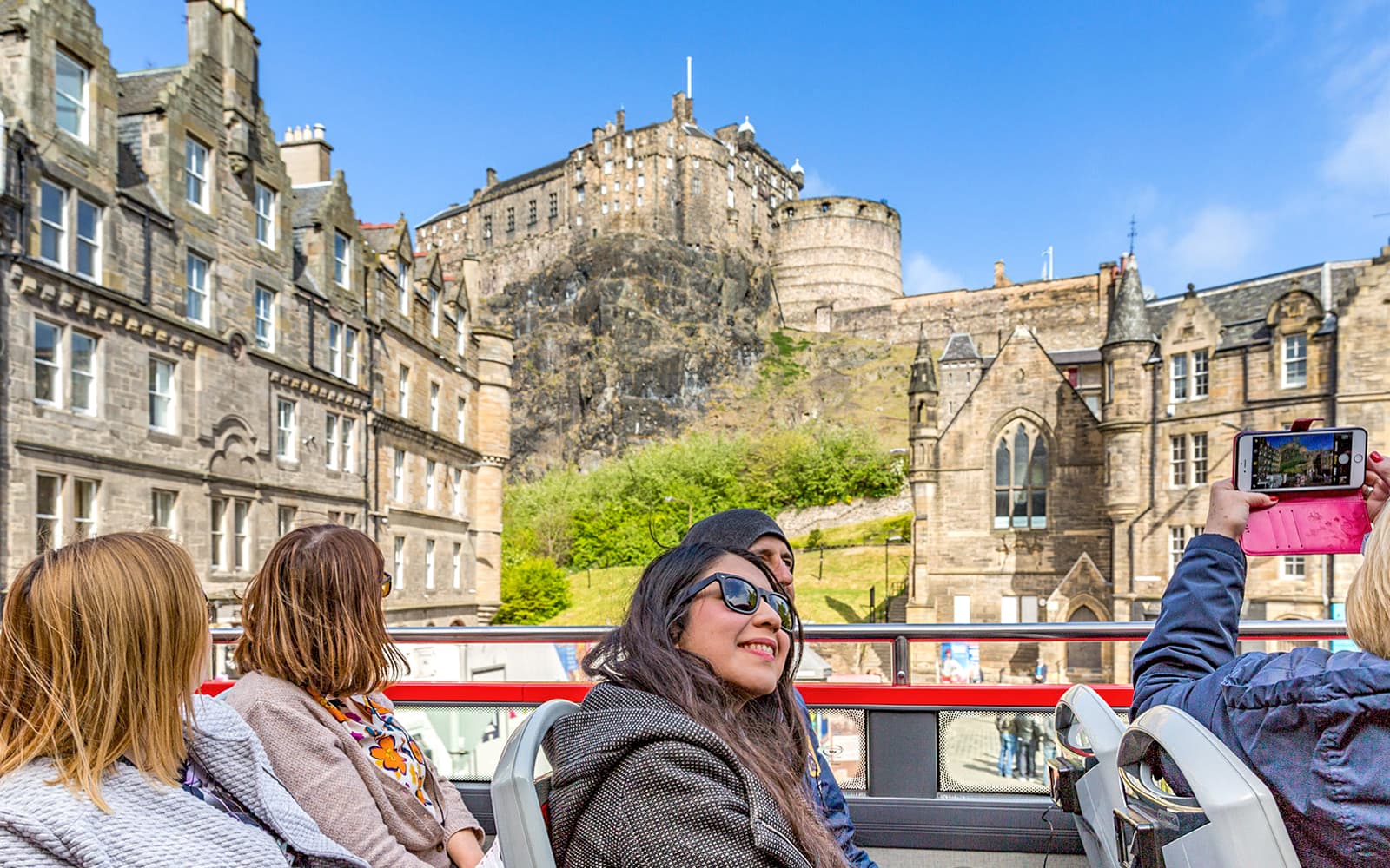 Edinburgh: Royal Attractions Tickets + 48-Hour Hop-On Hop-Off Bus Tour in Edinburgh - Features | TickYourList