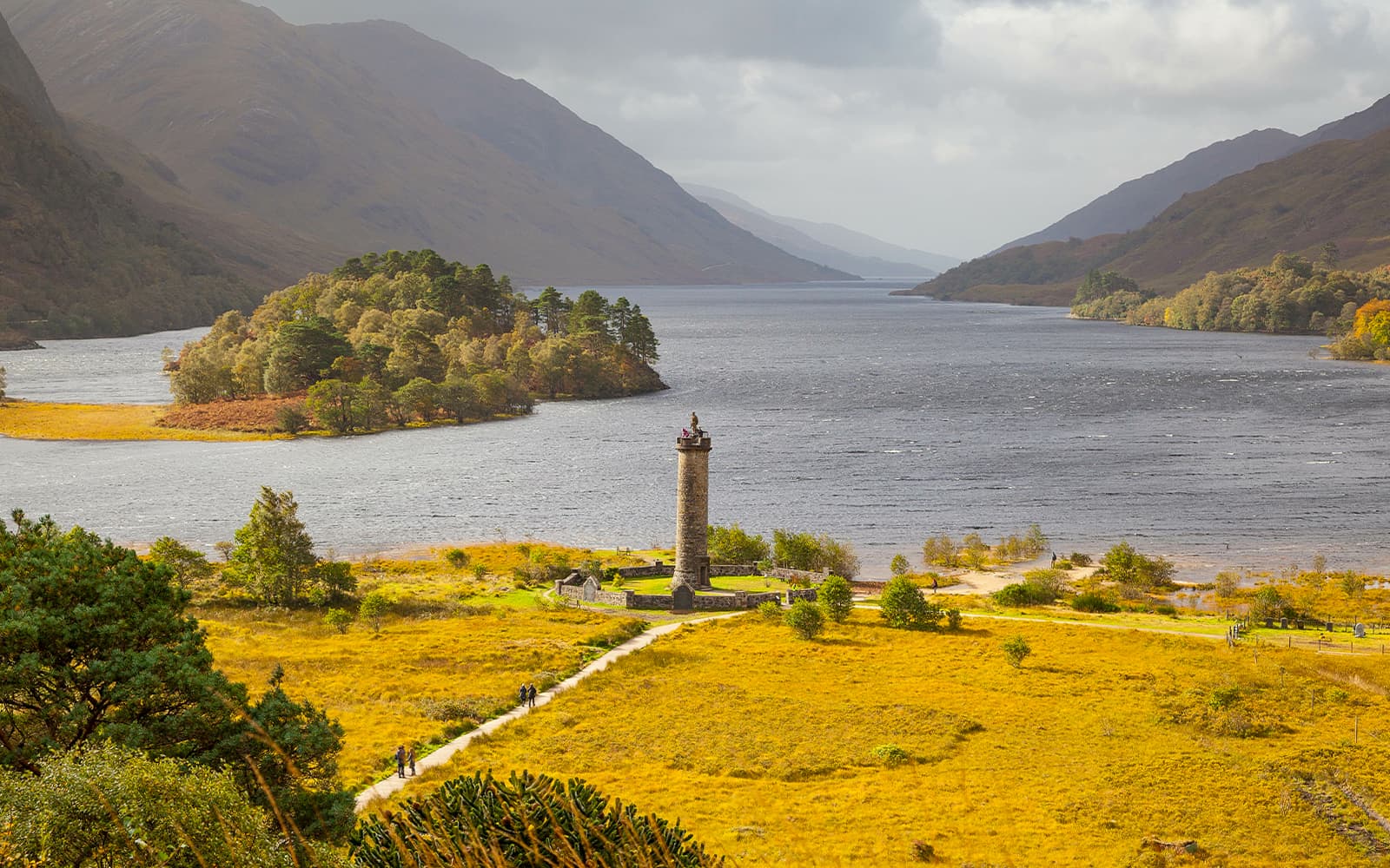 From Edinburgh: Glenfinnan, Glencoe & Fort William Day Trip tickets in Edinburgh - Highlights | TickYourList