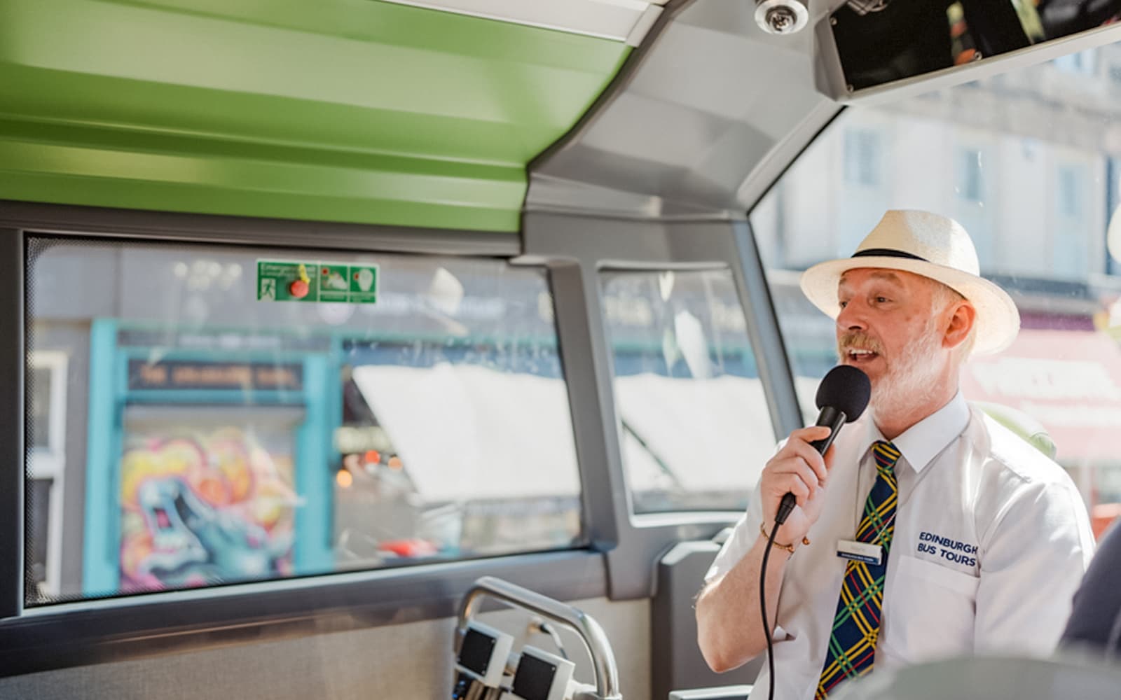 3-Route Edinburgh Hop-On Hop-Off Bus Tour tickets in Edinburgh - Features | TickYourList