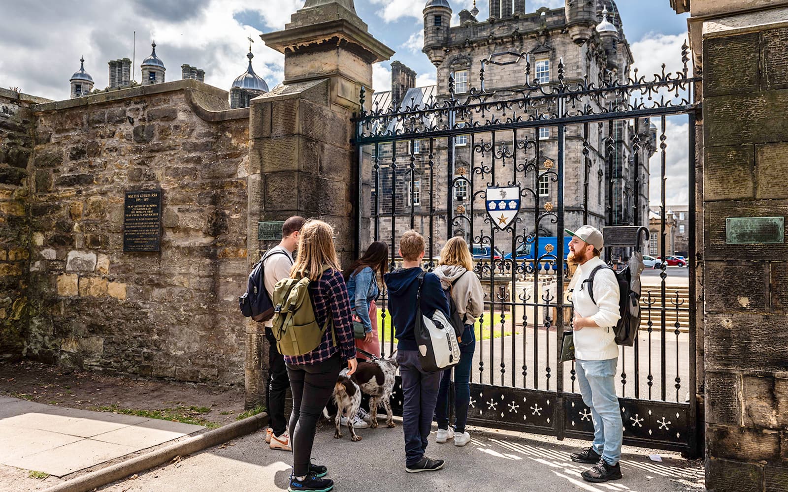 Harry Potter Walking Tour with Edinburgh Castle Entry