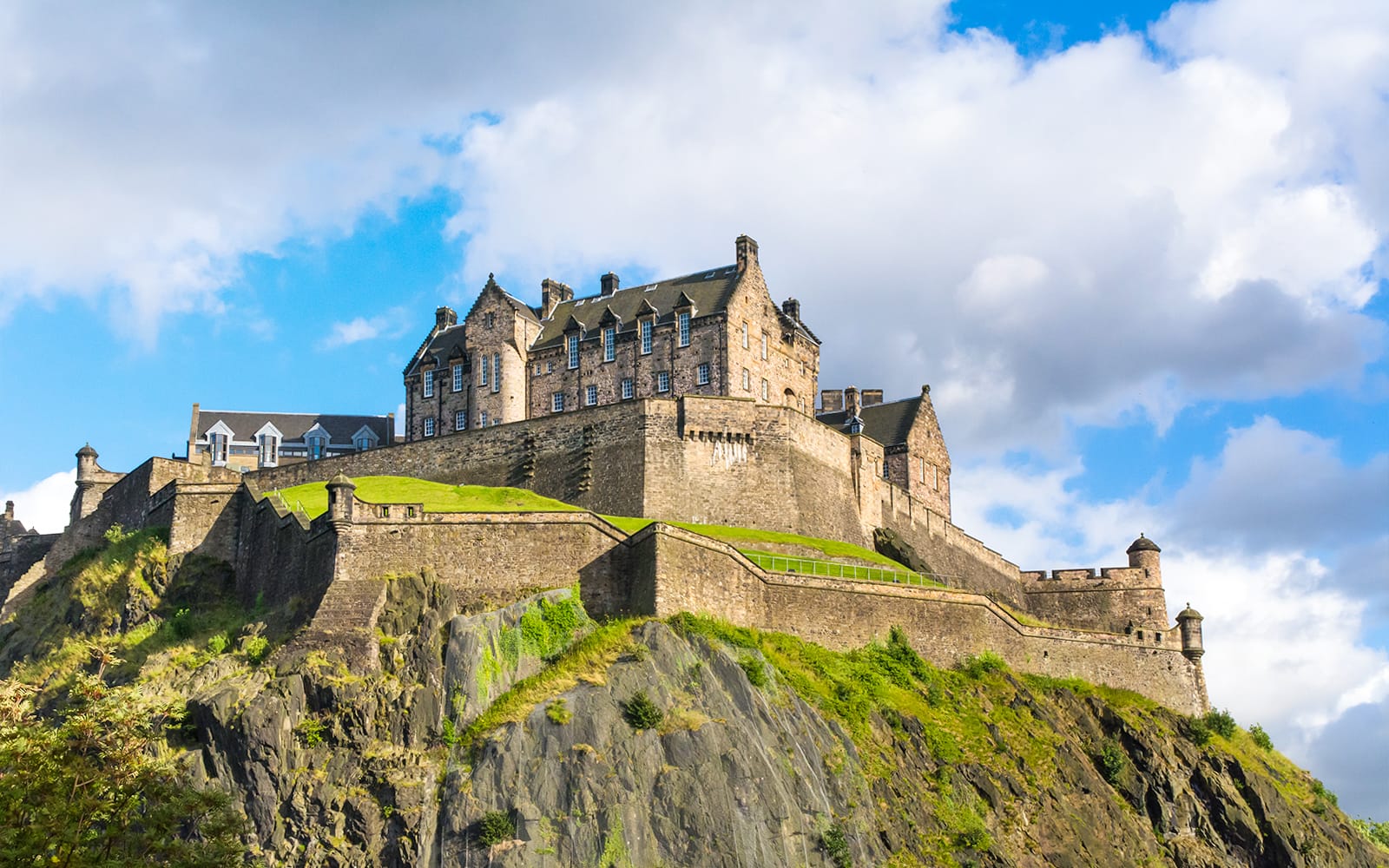 Harry Potter Walking Tour with Edinburgh Castle Entry tickets in Edinburgh - Attractions | TickYourList