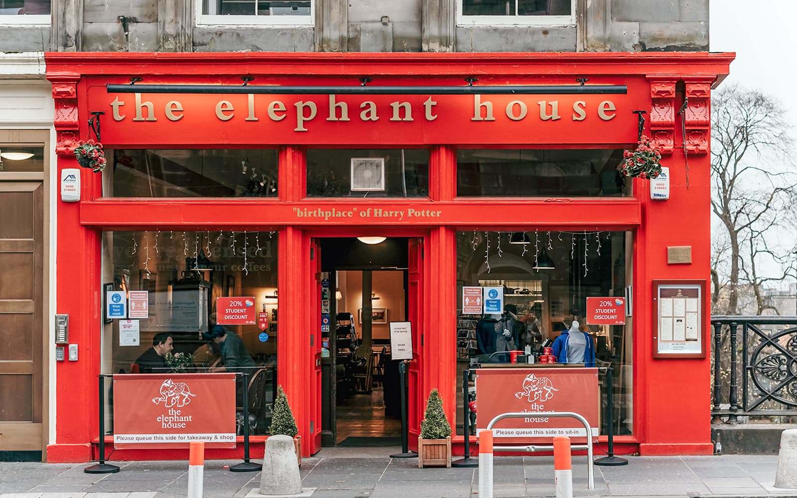Edinburgh: Harry Potter Walking Tour with Whiskey Tasting Experience tickets in Edinburgh - Highlights | TickYourList
