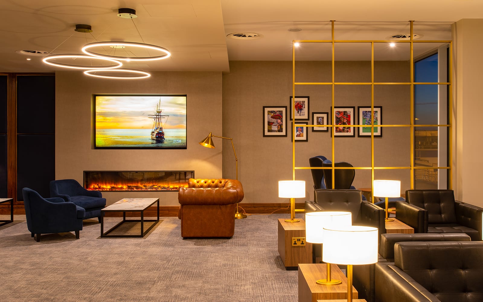 Edinburgh Airport Plaza Premium Lounge Departure Hall Access tickets in Edinburgh - Activities | TickYourList