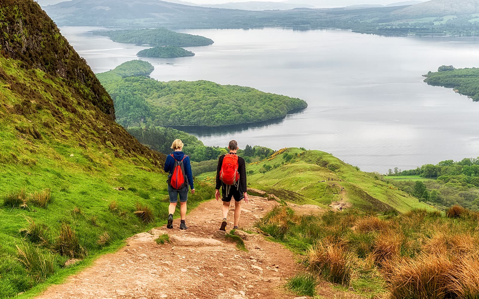 From Edinburgh: Loch Lomond, Stirling Castle & Kelpies Day Trip