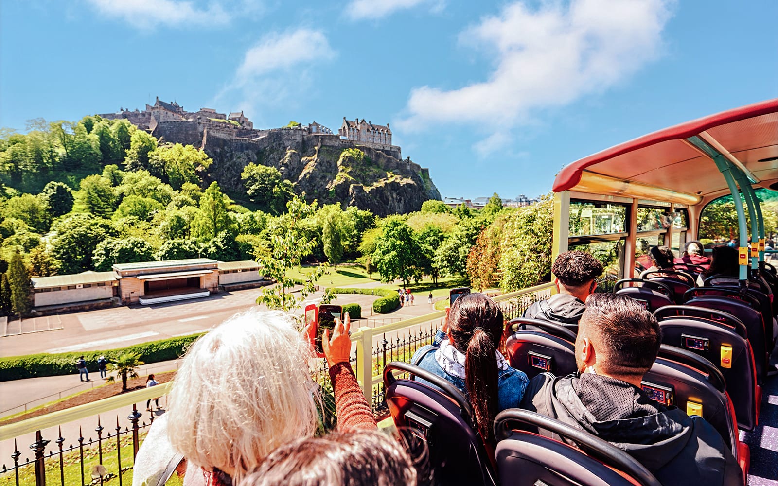 Big Bus: Edinburgh Hop-on Hop-off Bus Tour tickets in Edinburgh - Highlights | TickYourList
