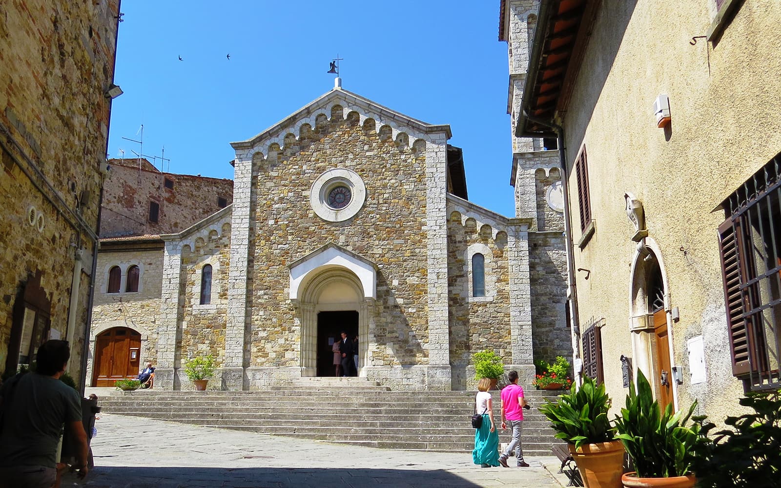 Chianti Classico, Montalcino, Montepulciano: Day Trip From Florence By Minivan tickets in Florence - Attractions | TickYourList
