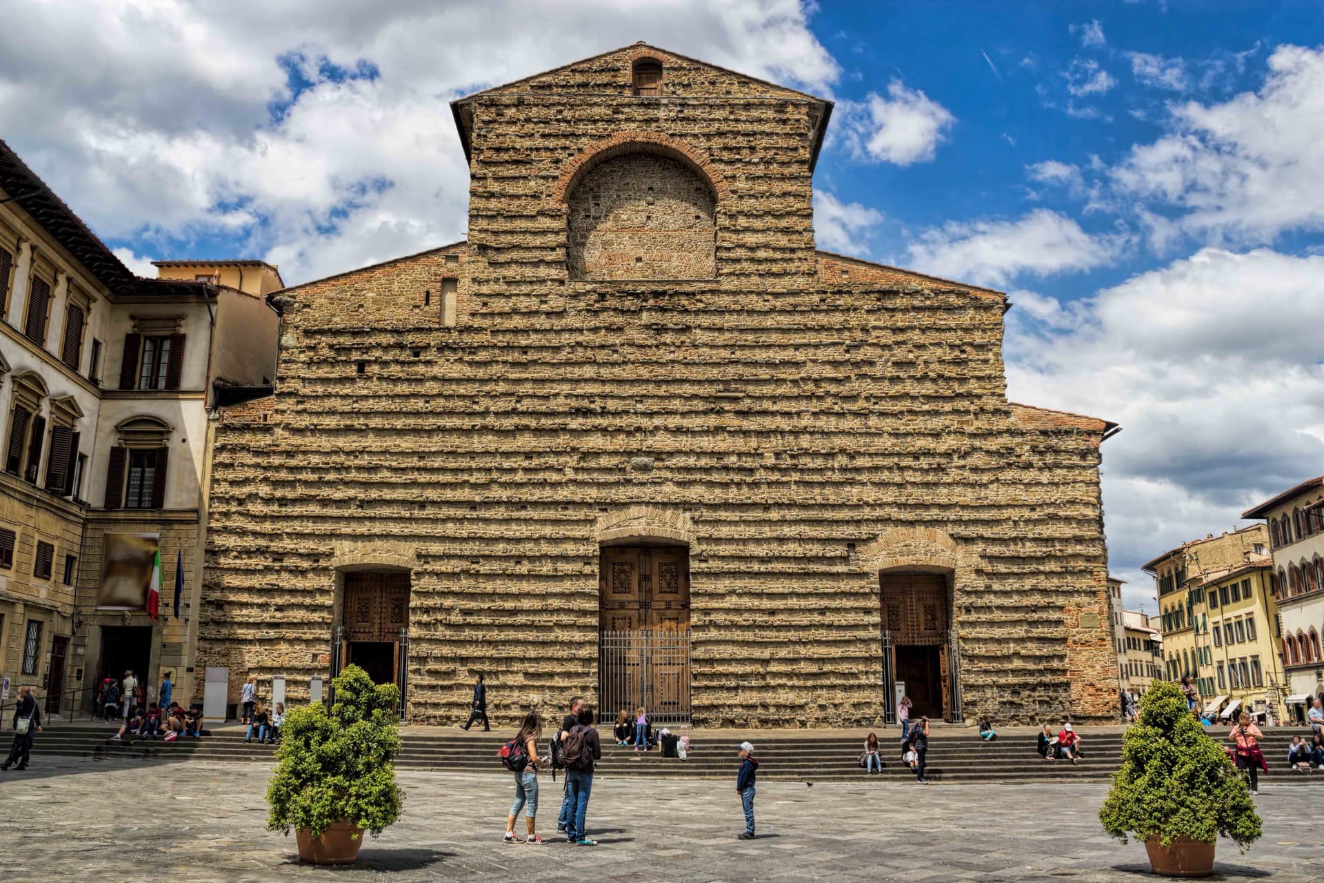 Medici's Mile Guided Walking Tour with Boboli Gardens Tickets in Florence - Attractions | TickYourList