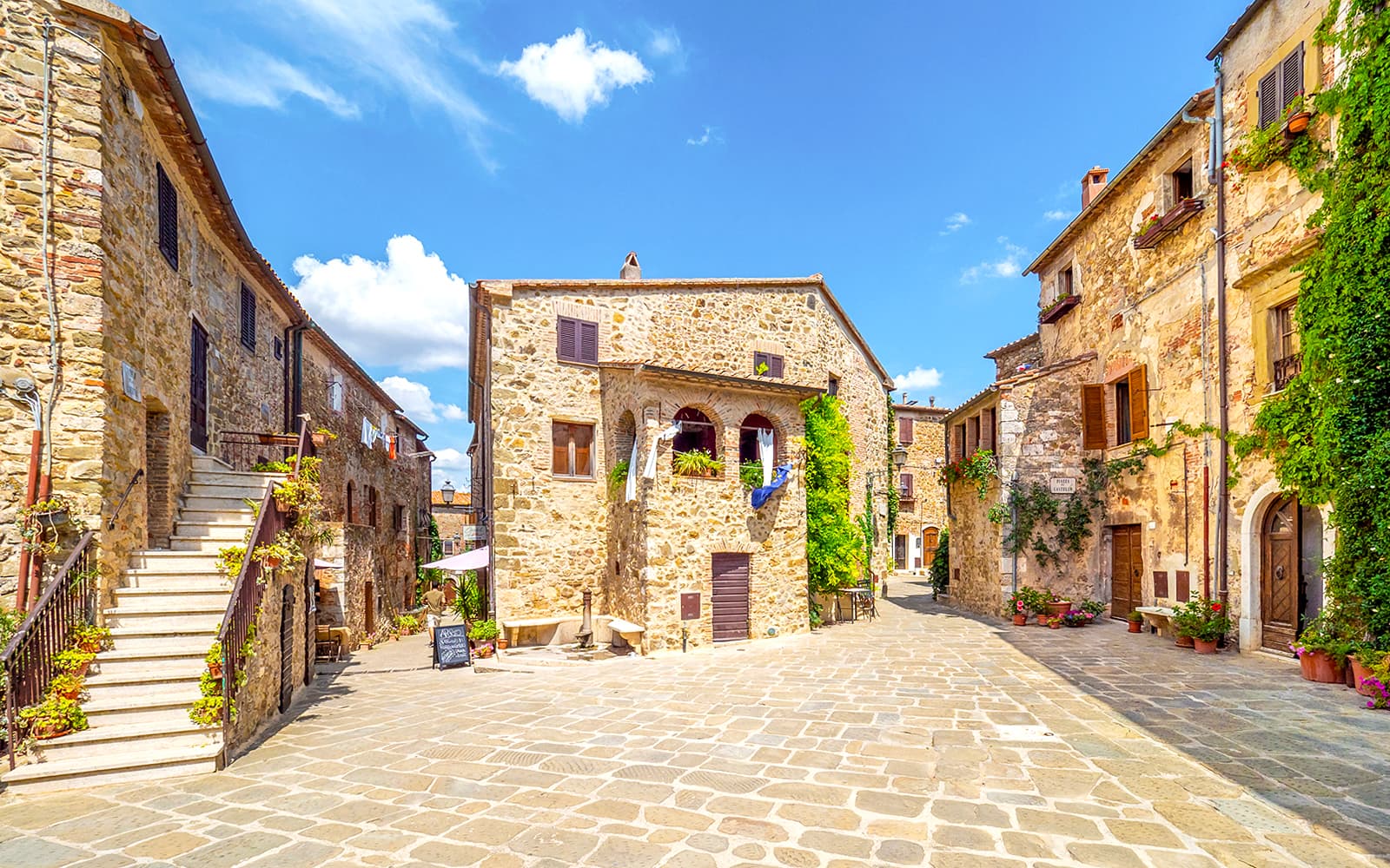 From Florence: Pisa, San Gimignano, Siena & Chianti Day Trip with Lunch & Tuscan Tastings tickets in Florence - Highlights | TickYourList