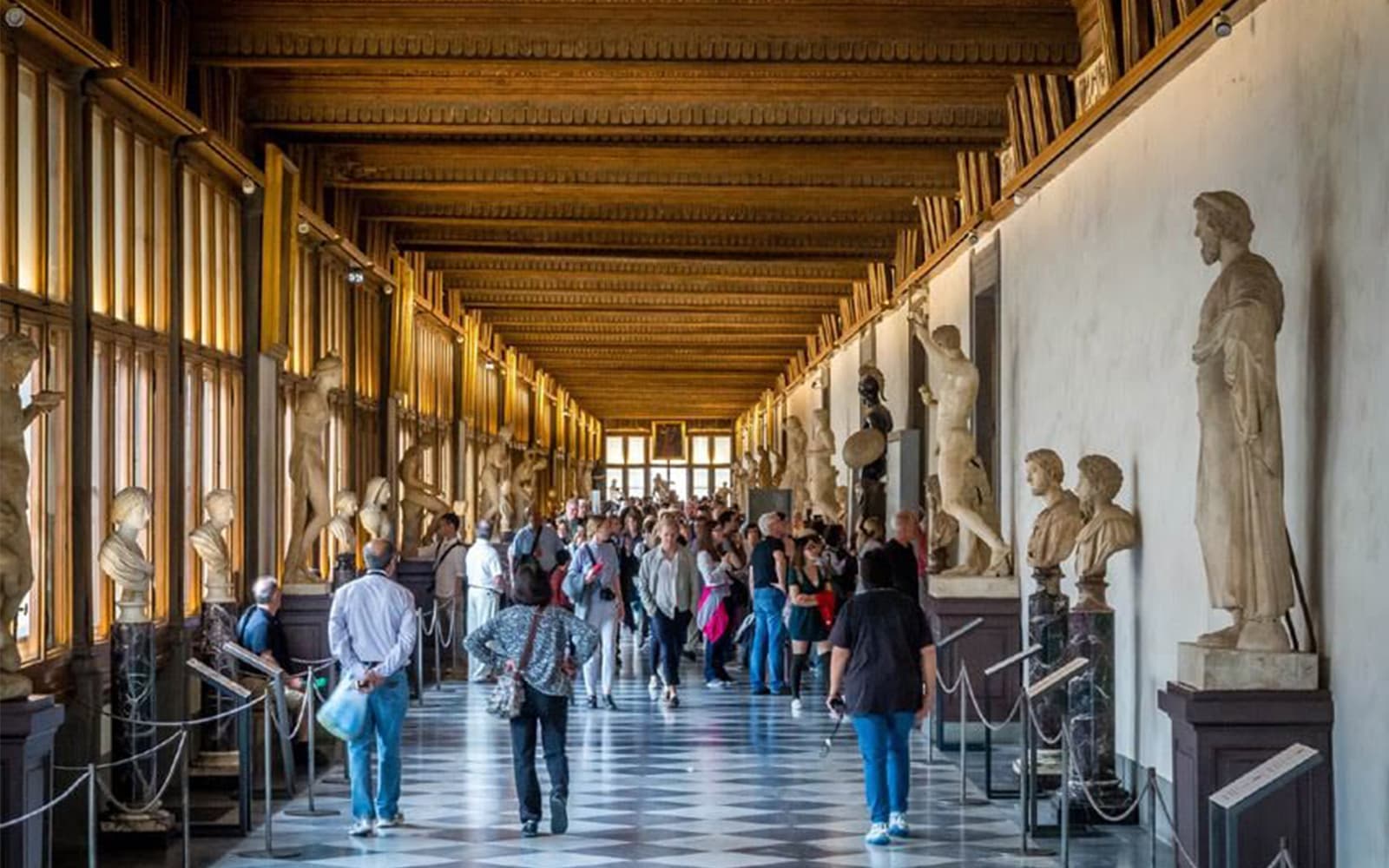 Uffizi Gallery: Smart-Guided Audio Tour with Host