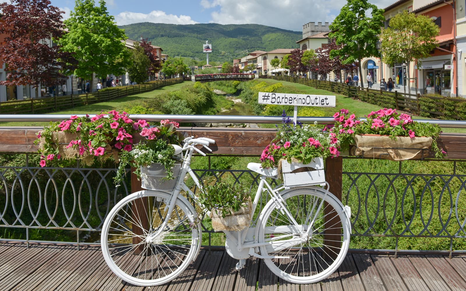 From Florence: Round Trip Shuttle Bus Service to Barberino Outlet tickets in Florence - Attractions | TickYourList