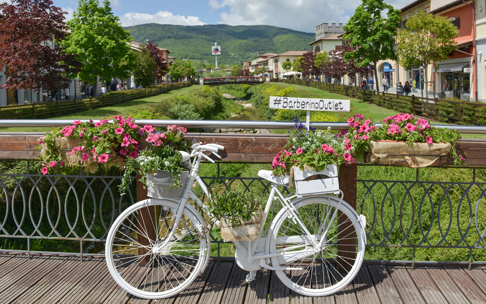 From Florence: Round Trip Shuttle Bus Service to Barberino Outlet tickets in Florence - Attractions | TickYourList