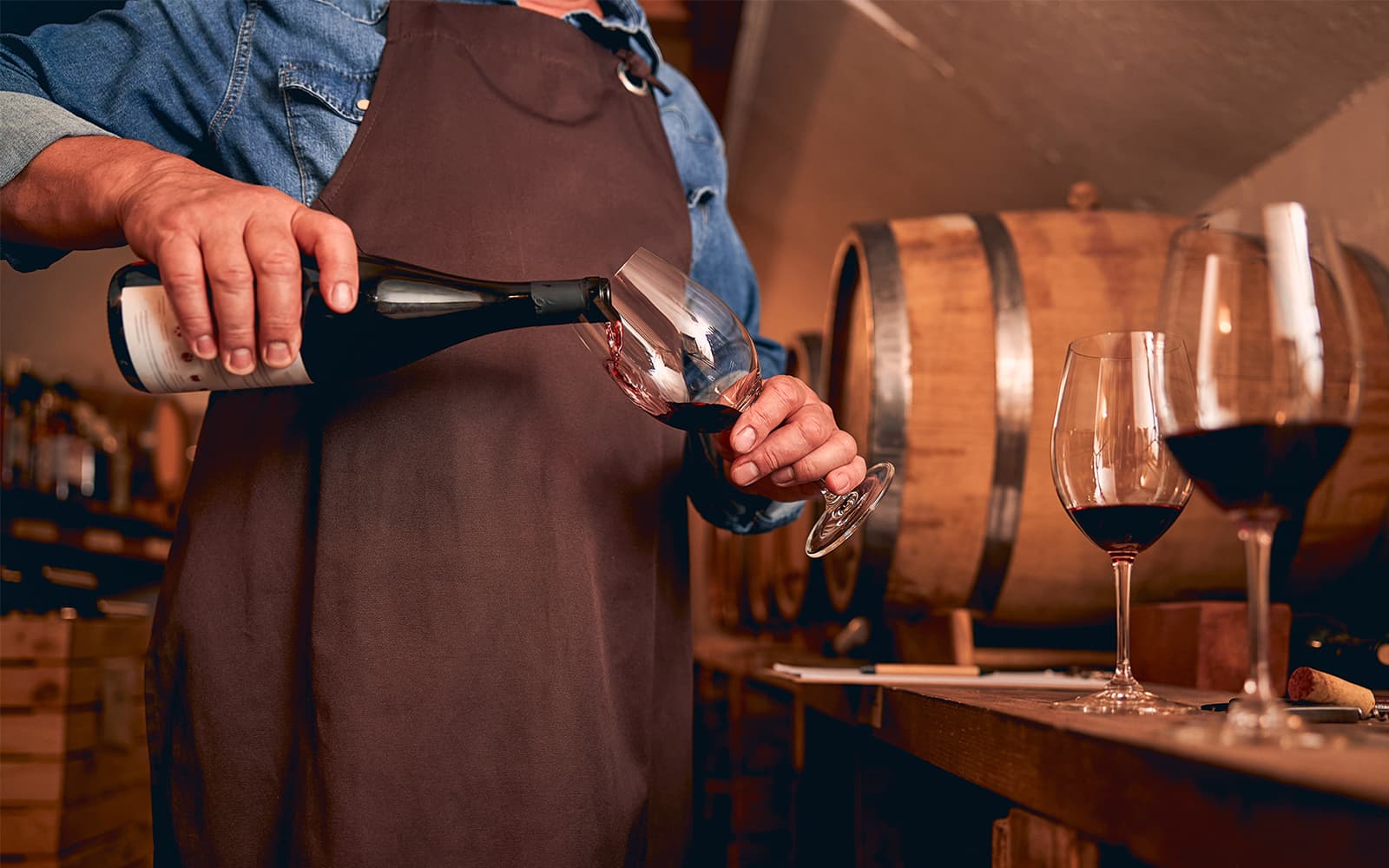 VIP Semi-Private Super Tuscan Wine Tour with a Masterclass by a Wine Expert